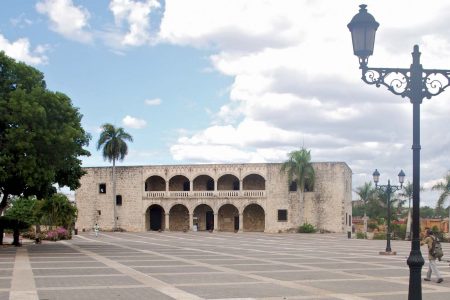 Visita los Monumentos de Santo Domingo: Un Viaje Inolvidable por Historia, Cultura y Naturaleza